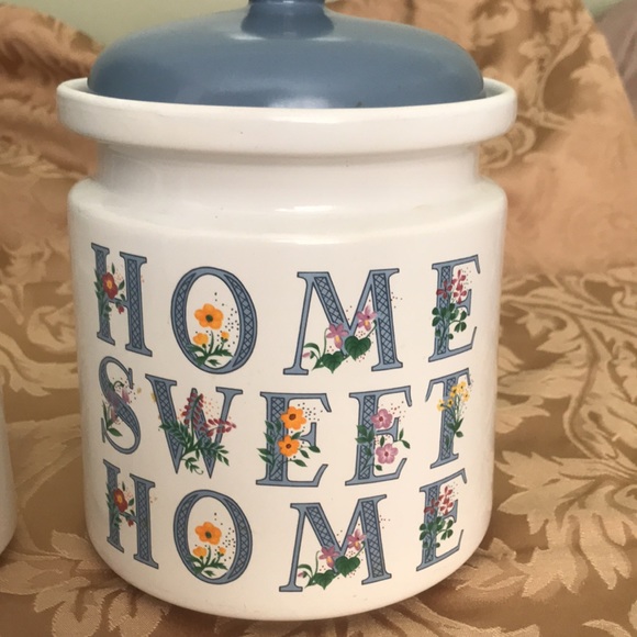 Vintage Canisters - Picture 7 of 8